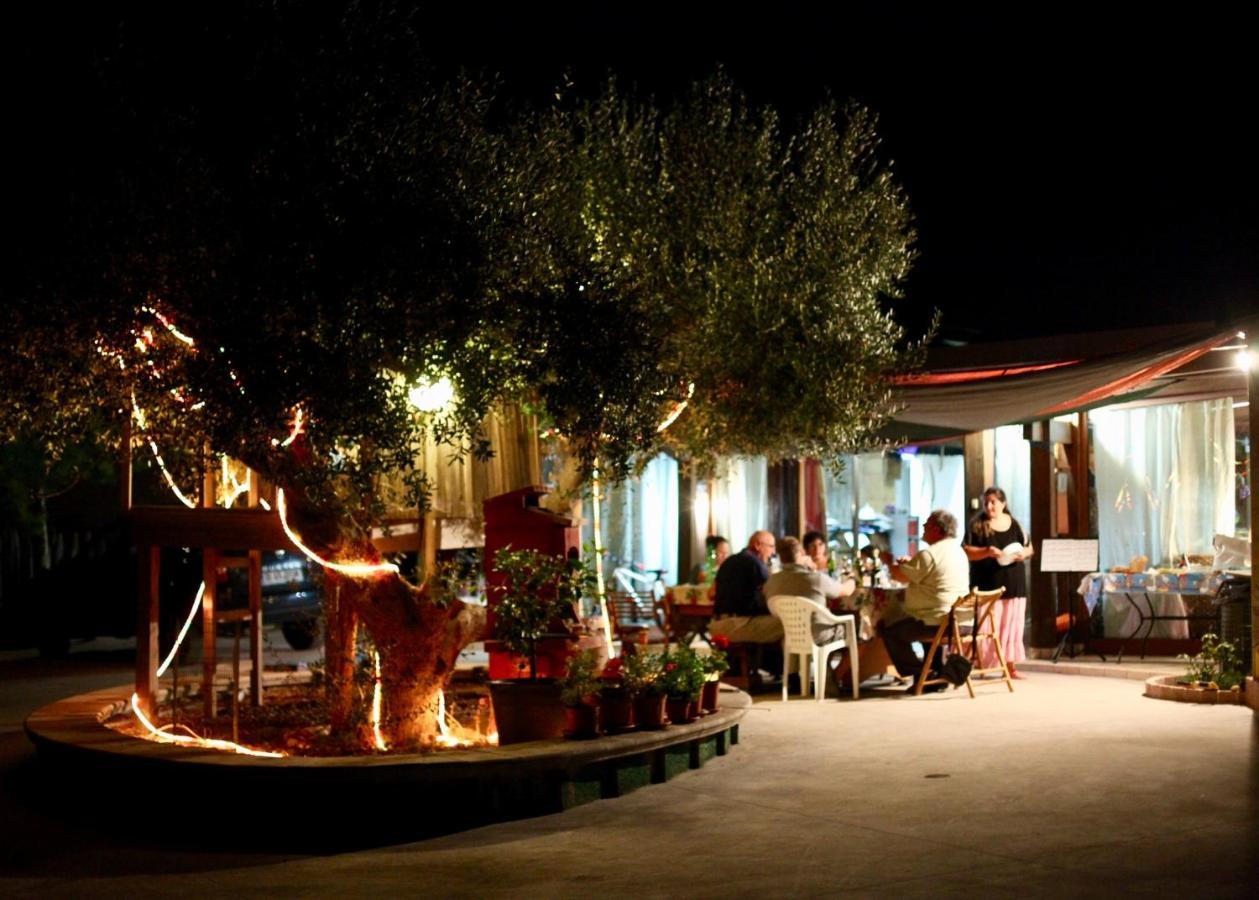 Music House A Castellana Grotte Confinante Via Per Turi 500M Dalle Grotte エクステリア 写真