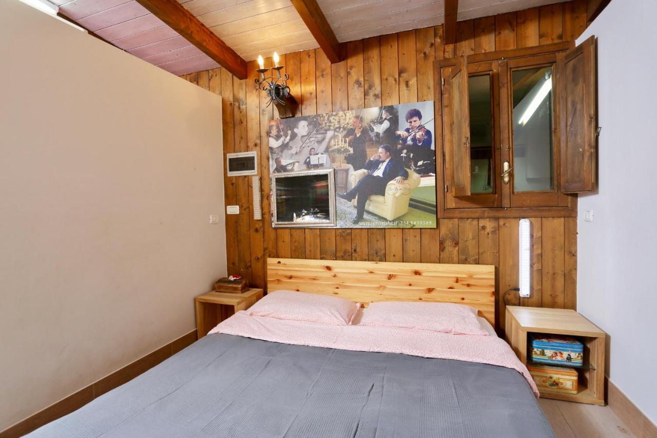 Music House A Castellana Grotte Confinante Via Per Turi 500M Dalle Grotte エクステリア 写真